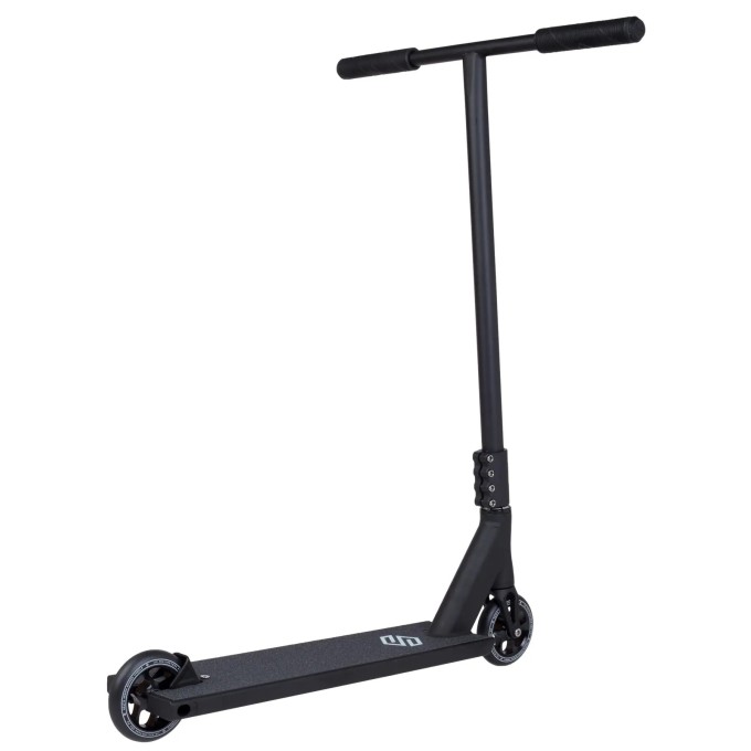 Striker Gravis Pro Scooter (L|Black)