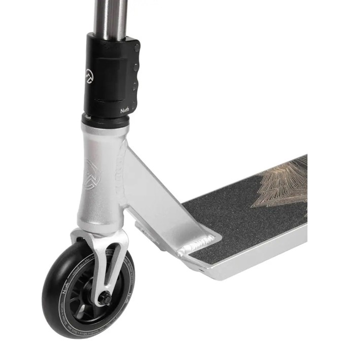 North Tomahawk 2023 Pro Scooter (Silver)